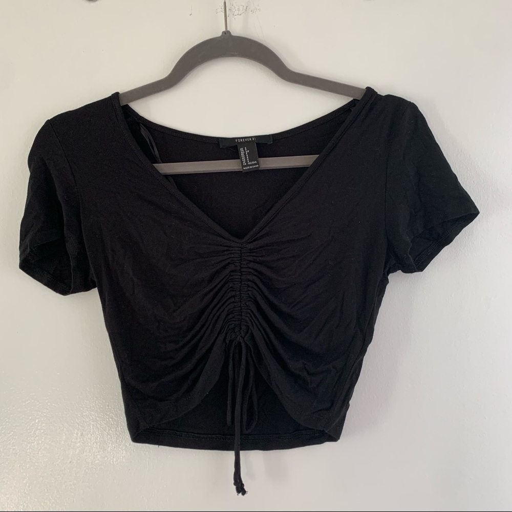 FOREVER 21 going out top